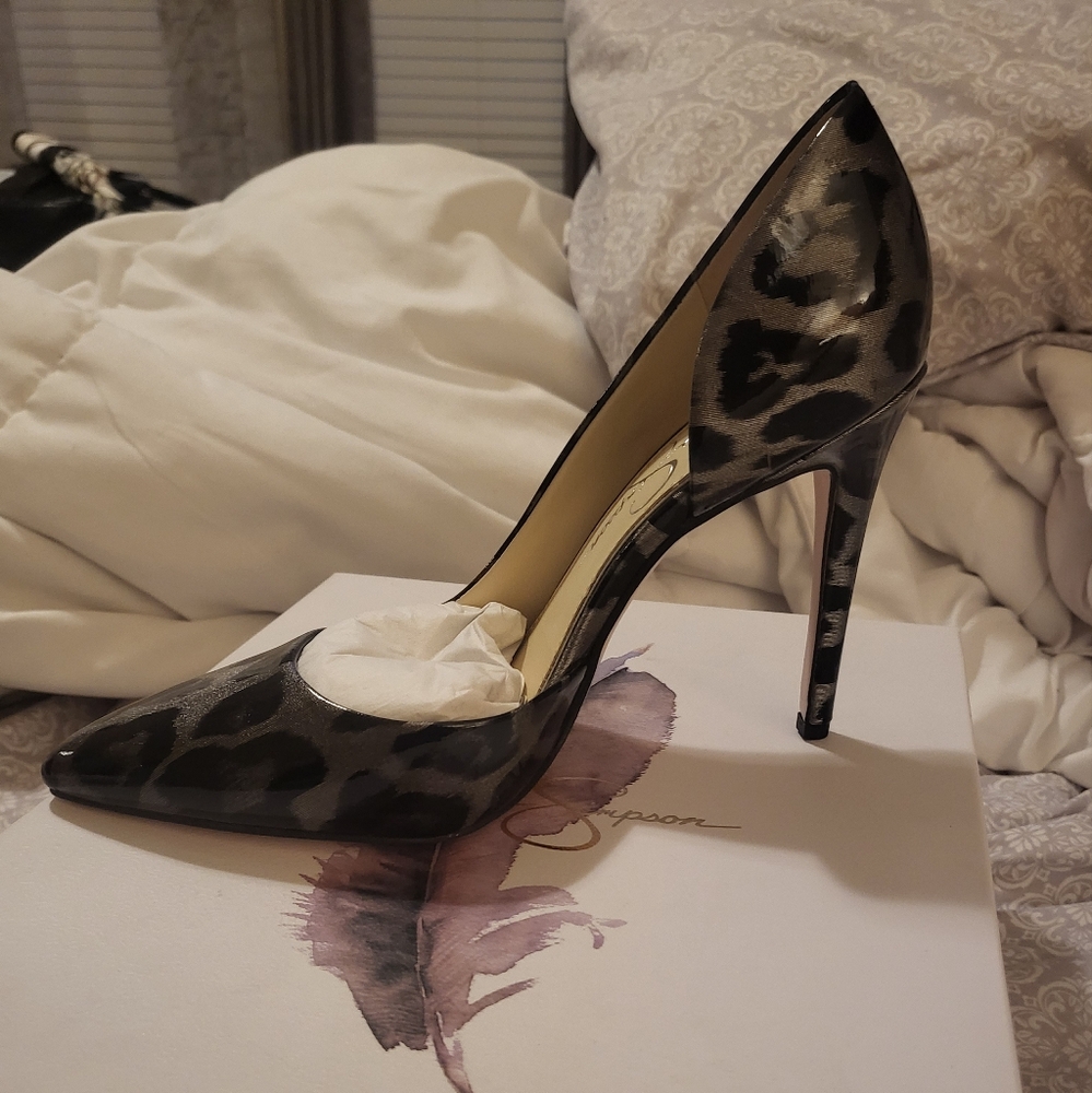 Jessica Simpson silver patent Charisma Leopard print pump.